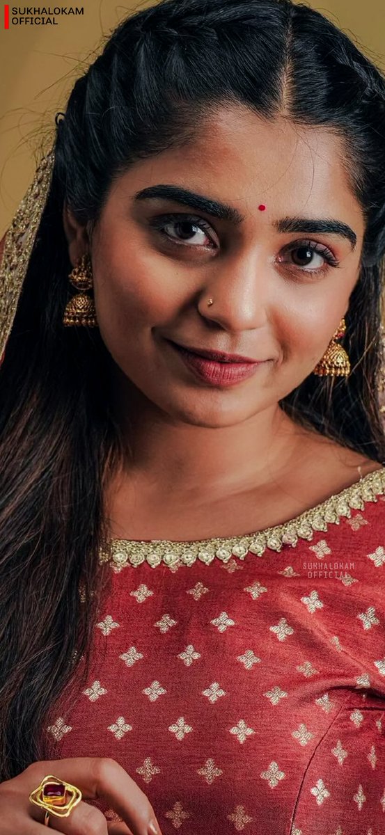 Celeb_diariez's tweet photo. 𝗚𝗼𝘂𝗿𝗶 𝗞𝗶𝘀𝗵𝗮𝗻 ⚡♥️

#Gourikishan #gouri #Sukhalokam_official #Actresswallpaper https://t.co/W5qyjio4RV