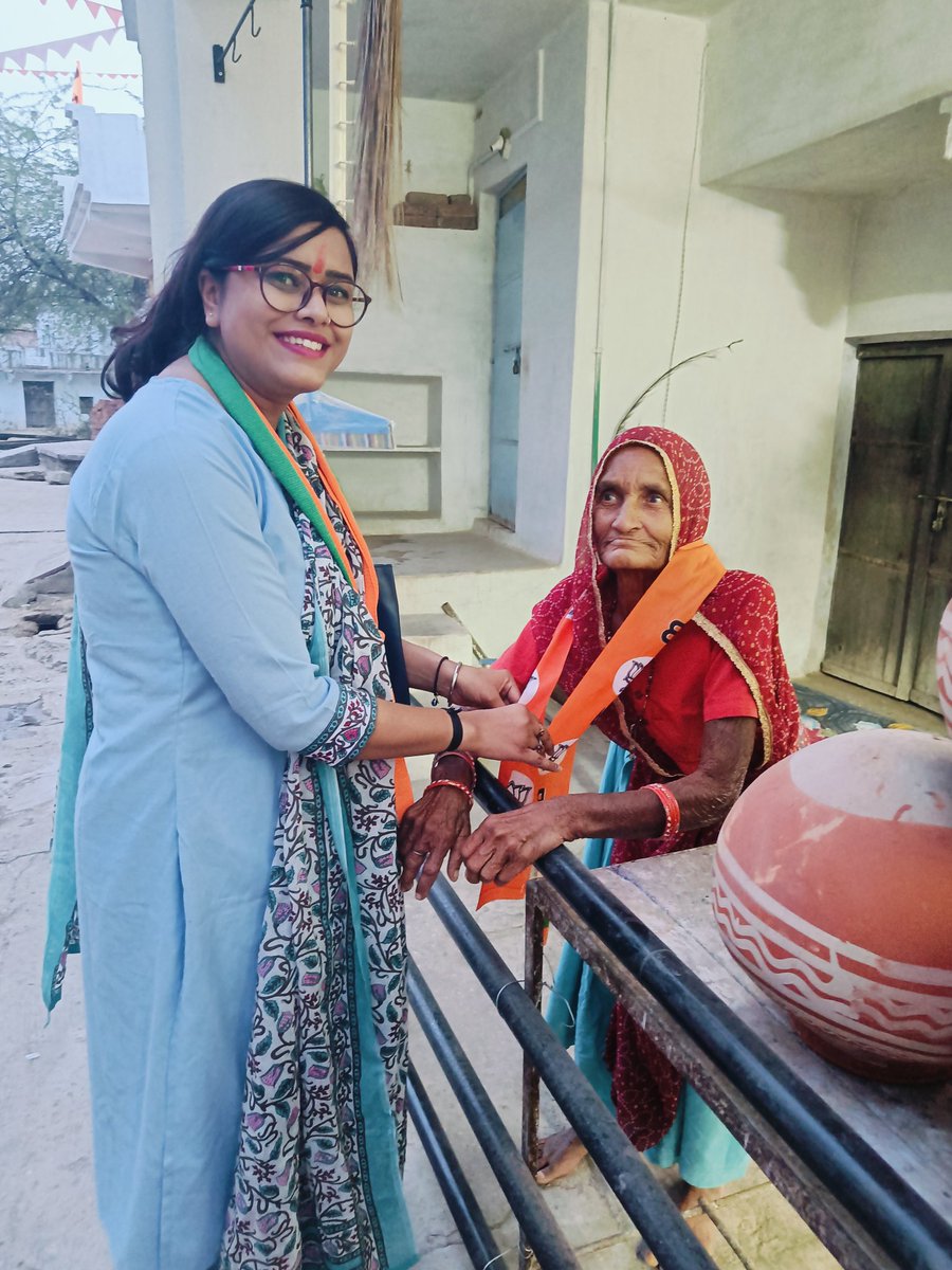 Anjani Rajput (@anjanirajput001) on Twitter photo मिशन 2024 के तहत् माननीय लोकसभा स्पीकर ओम बिरला जी के समर्थन में आज देवली मांझी, गलाना ग्रामीण क्षेत्र में जनसम्पर्क किया।
<a href="/sandippatelbjym/">SANDIP PATIDAR BJP</a> <a href="/narendramodi/">Narendra Modi</a> <a href="/AmitShah/">Amit Shah</a> <a href="/ombirlakota/">Om Birla</a> <a href="/BJP4Rajasthan/">BJP Rajasthan</a> <a href="/JPNadda/">Jagat Prakash Nadda</a> <a href="/BhajanlalBjp/">Bhajanlal Sharma</a> मिशन 2024 के तहत् माननीय लोकसभा स्पीकर ओम बिरला जी के समर्थन में आज देवली मांझी, गलाना ग्रामीण क्षेत्र में जनसम्पर्क किया।
<a href="/sandippatelbjym/">SANDIP PATIDAR BJP</a> <a href="/narendramodi/">Narendra Modi</a> <a href="/AmitShah/">Amit Shah</a> <a href="/ombirlakota/">Om Birla</a> <a href="/BJP4Rajasthan/">BJP Rajasthan</a> <a href="/JPNadda/">Jagat Prakash Nadda</a> <a href="/BhajanlalBjp/">Bhajanlal Sharma</a>