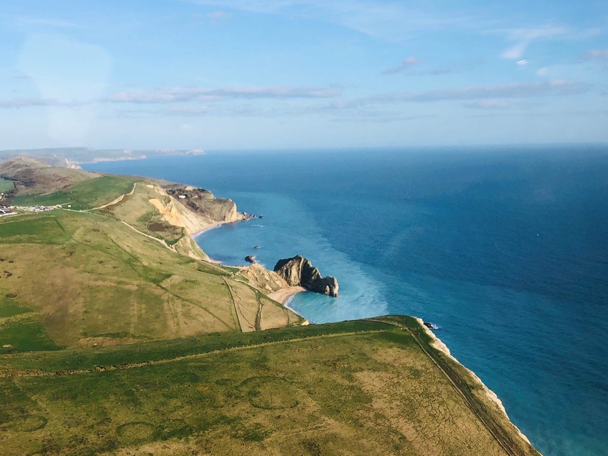 Happy Sunday everyone! 💚

#AirAmbulance #ViewFromOurCrew #Dorset #DurdleDoor #InDorset #VisitDorset #DorsetCoast