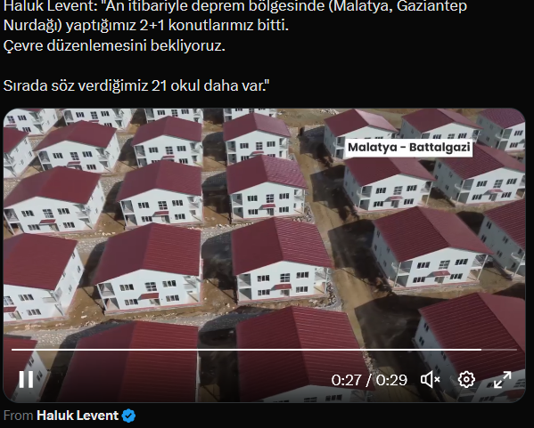 Bilemiyorum Altan,

Tamam deprem, kaynak kısıtlı, 2+1 filan ama böyle ipe dizilmiş gibi değil de... 

Amacım eleştirmek de değil. Star mimarın egosunu kaşımadan sade basit bir yarışmayladaha organik bir sosyal konut modeli...

Ya da ne diyorum ki ben.