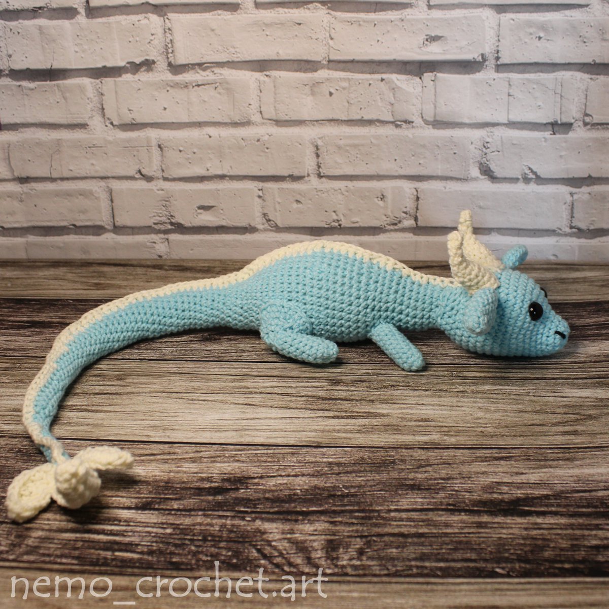 ❥ Year of the dragon! 🐉
❥ Smol boi🐉
❥ Preparing to make his huge fluffy sibling🐉

Pattern by @/redmills_crochet
#art #crochet #yarn #dragon #YearOfTheDragon