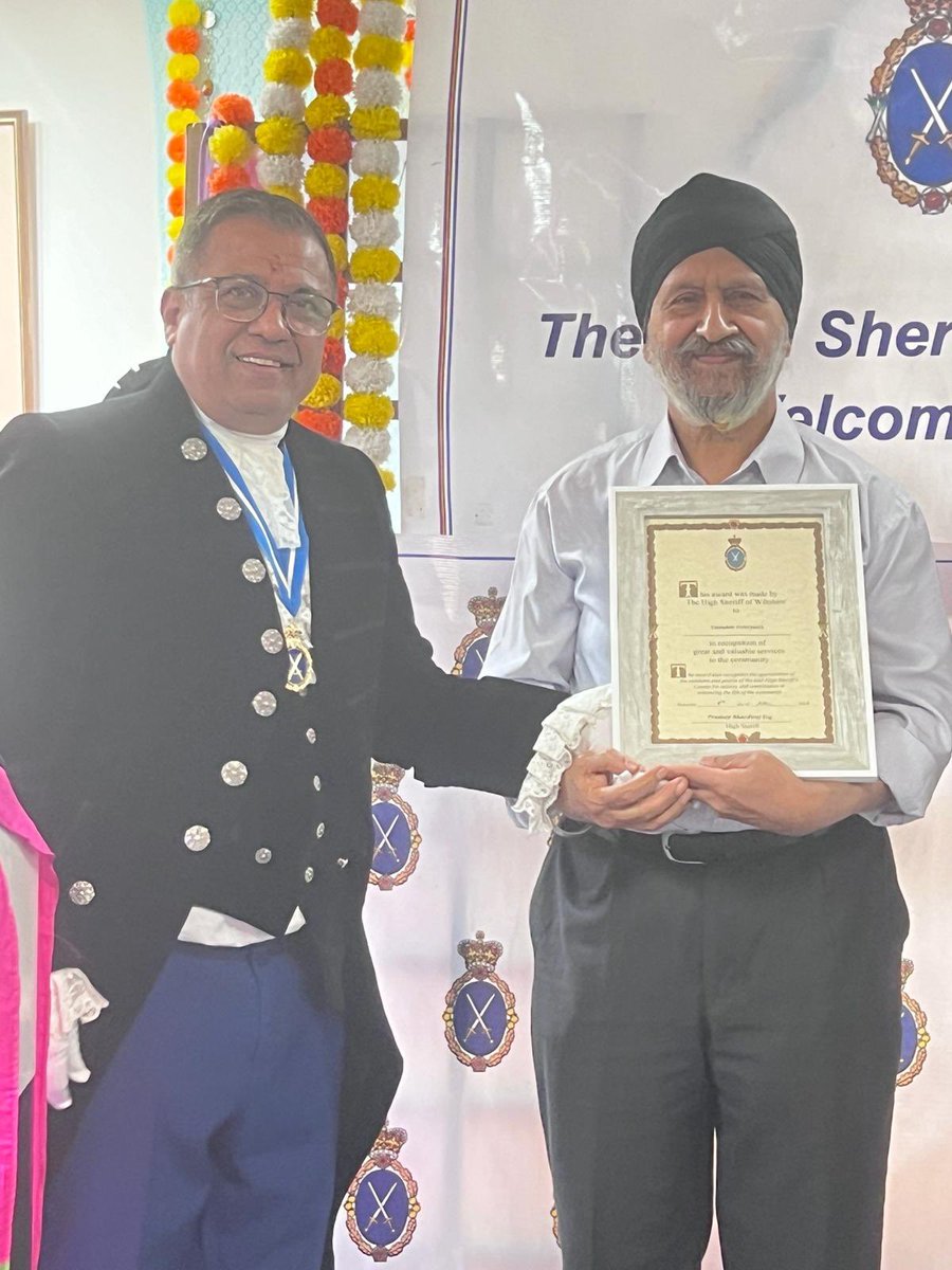 Swindon Interfaith Group are very proud to have received an award from Pradeep Bhardwaj, High Sherif of Wiltshire in recognition of our services to the community. The award was presented yesterday at the Hindu Temple in Swindon last night. @convergingworld @swindonadver
