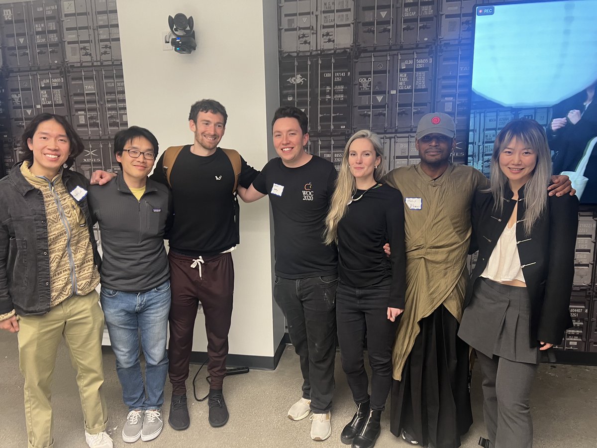 Our team, Forma, won second place (out of 44 teams) at the first LLM memory hackathon by @LangChainAI, @AnthropicAI, @newcomputer. 

I had a blast hacking alongside @_daveyoon @ndrewpang, James, Tati, and Xiao. The demos were great and looking forward to pushing the edges!