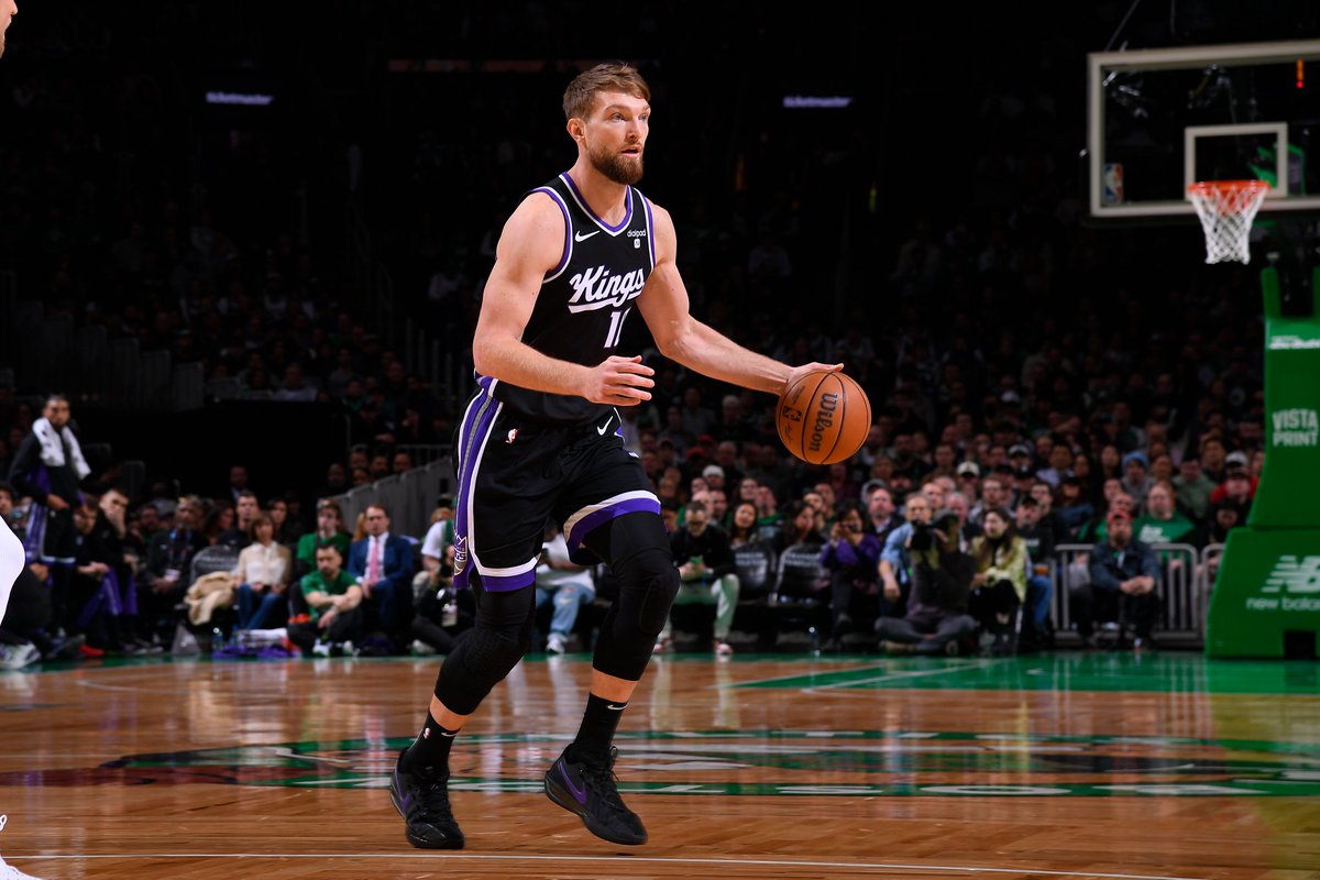 NBAHistory's tweet image. Nikola Jokic and Domantas Sabonis are the only players in NBA history to record 25+ triple-doubles in the same season.