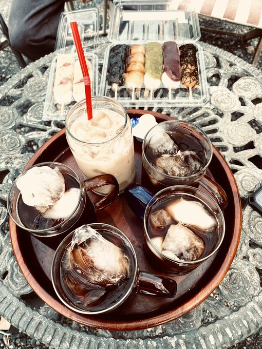 花見しながらコーヒーキメます。 