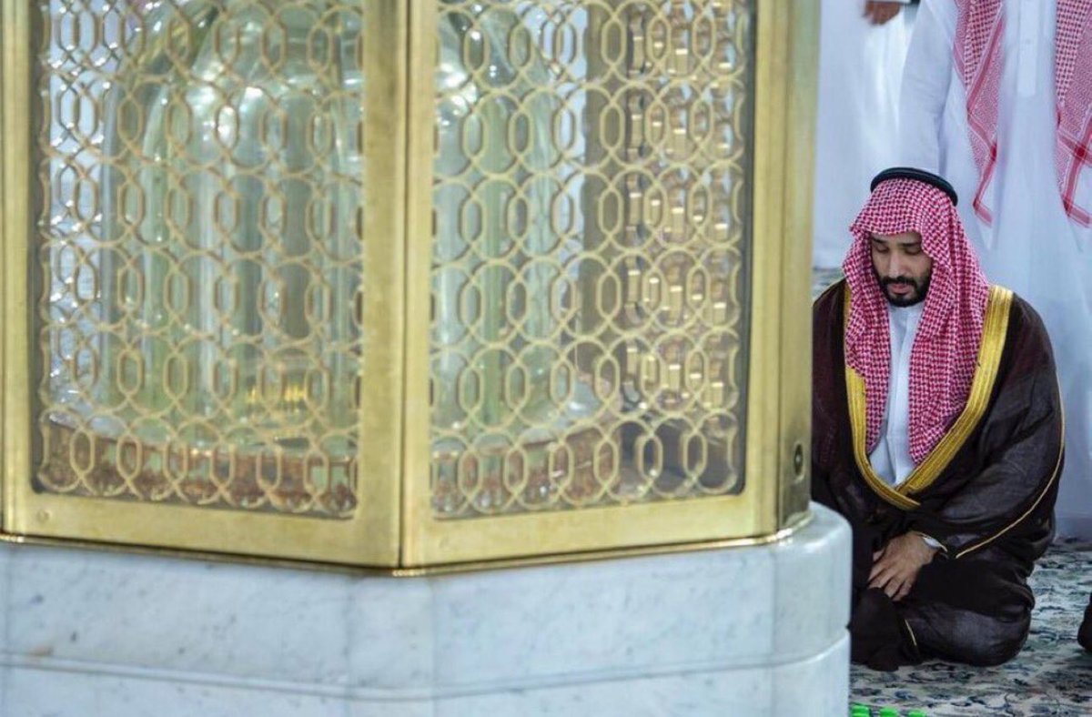 farooi's tweet photo. اللهم مكنه وأعنه وسدده وأحفظه 🇸🇦
وأجعله ذخراً للإسلام وعوناً للمسلمين 💚

 #ولي_العهد_في_مكة_المكرمة https://t.co/5hlMqkbB5D