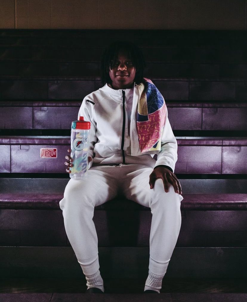 CoachZayWill's tweet image. 27' guard Dazaria Smith
Athletic guard who plays both ends of the floor!
𝐍𝐨𝐰 𝐥𝐨𝐚𝐝𝐢𝐧𝐠...
■■■□□
#StayLoaded #𝕿𝖍𝖊𝕾𝖎𝖘𝖙𝖊𝖗𝖍𝖔𝖔𝖉 #GeicoNationals