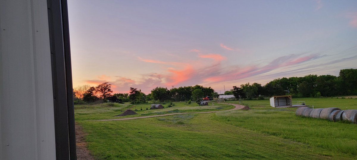 . #FarmLyfe 

Texas skies: