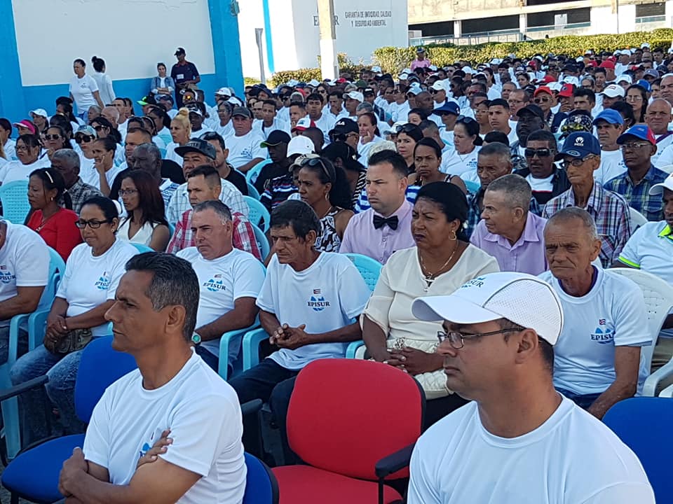 Celebramos el Día del Trabajador de la Industria Pesquera #cubana desde @episur #Camaguey. Su colectivo ostenta resultados destacados a nivel de país por aportes económicos e indicadores que avalan la eficiencia de esta empresa estatal socialista agramontina. ¡Felicidades!