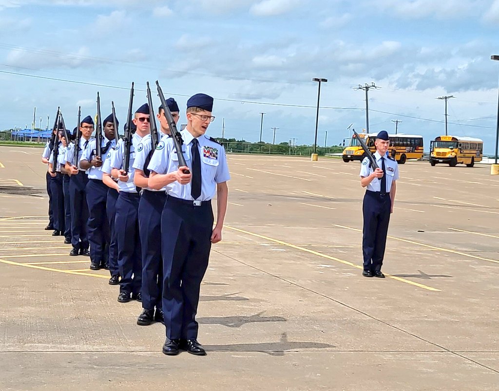 msgtraemhild's tweet photo. Congratulations TX-20105 On your BIG Wins today (x3) at the Corsicana Tiger 🐅 Invitational Drill Meet!  You exceeded our expectations!  And the 2nd &amp; 3rd place knock-out wins just blew us away. #ems-isdCTE Way to Aim High. #WeRSaginaw #ems-isd https://t.co/U5alnTIkr1