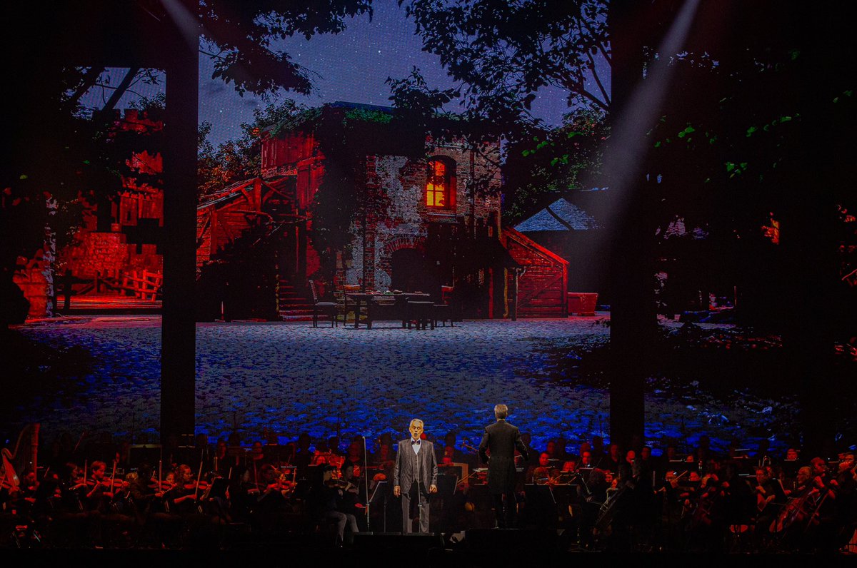 Fiserv Forum tweet media