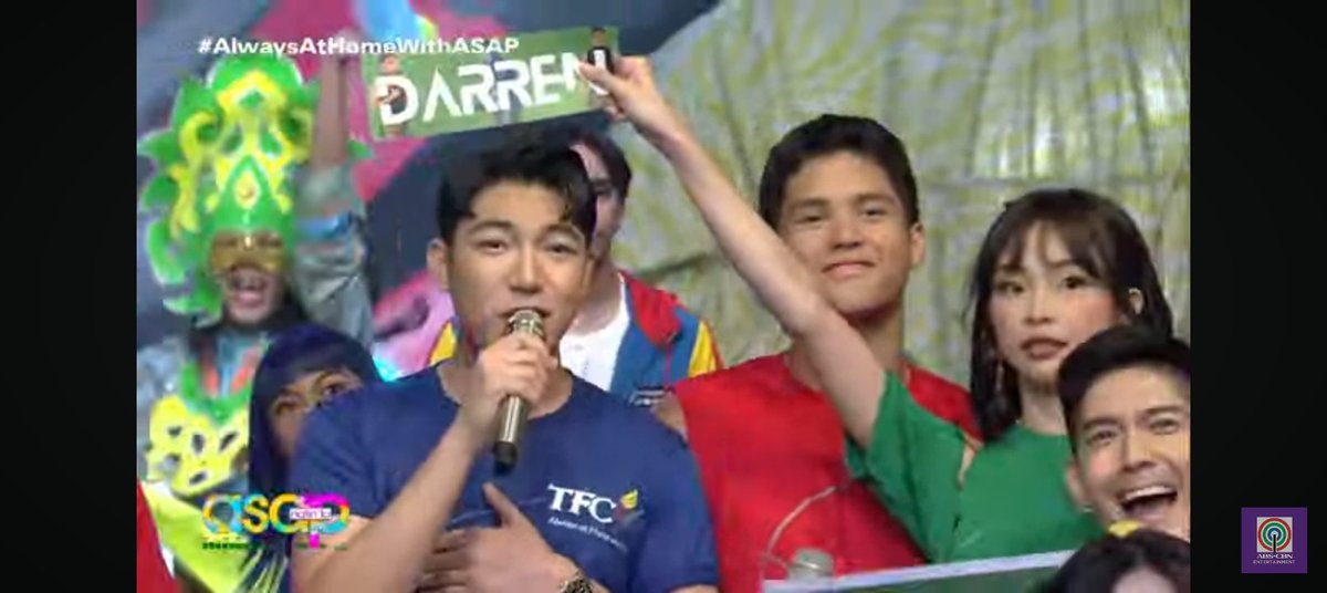 May-may and kuya robi representing DNs hahaha

YoungIconDARREN on ASAP
#DARREN #D10 @Espanto2001