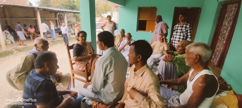 Prabhanshubittu's tweet photo. जननेता श्री @RahulGandhi जी को प्रधानमंत्री बनाने के लिए दृढ़ संकल्पित बेगूसराय की जन-नेत्री #EX_MLA @AmitaBhushan1 दीदी
बेगूसराय लोकसभा #IndiaAllaince से #CPI उम्मीदवार Awdhesh Ray के लिए विभिन्न प्रखंड एवं पंचायतों में बैठक कर एवं घर-घर जाकर लोगों से वोट देने की अपील की। https://t.co/UV7uDHKqVQ