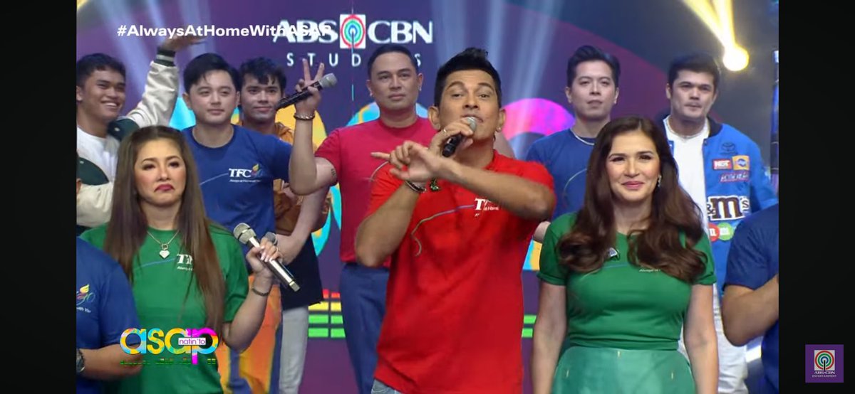 Ang saya naman ng opening ng @ASAPOfficial! Sooo happy to see you @jedmadela! #AlwaysAtHomeWithASAP