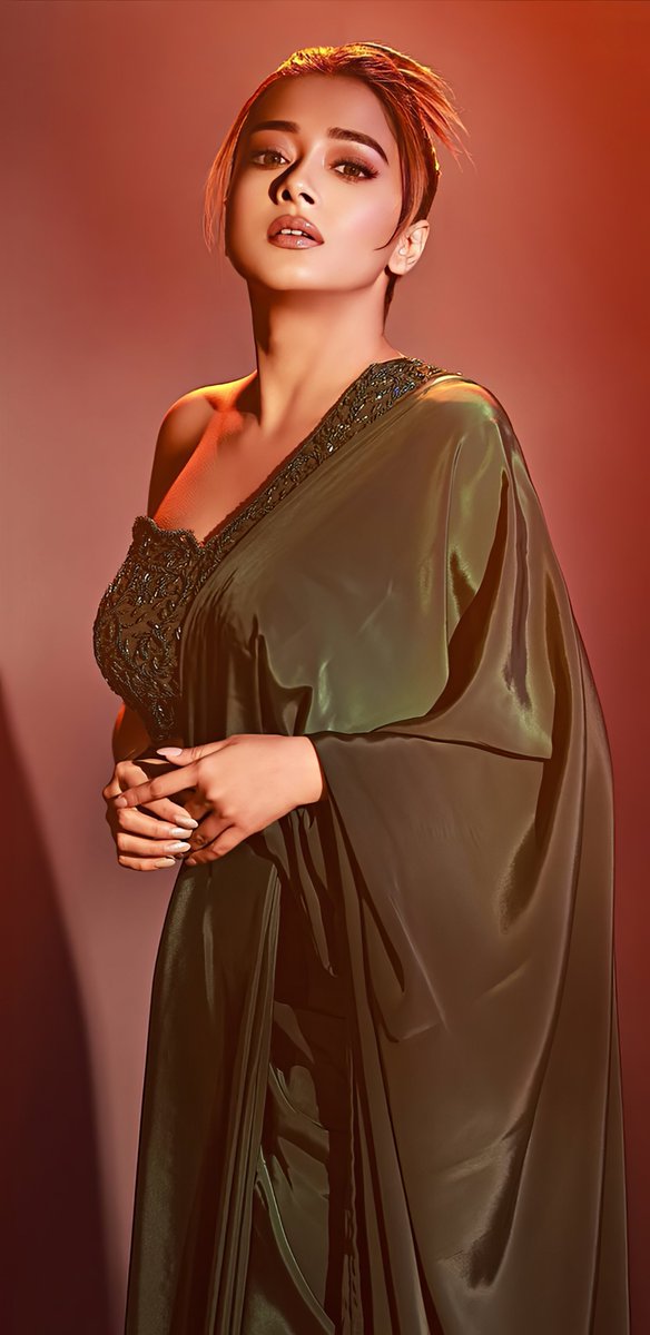 INDACTRESSPIC's tweet image. #tinadutta Gracing the April cover of @fablookmagazine

#TinaDatta #FabLook
