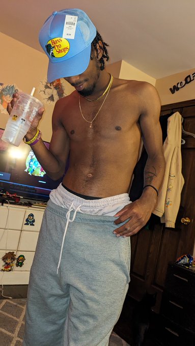 Come see what he does to me 🥵  https://t.co/zQ4R73XJrh https://t.co/COxdE5Ty8f<a href="/tag/hitsub"class="tags"><span>#hitsub</span></a>