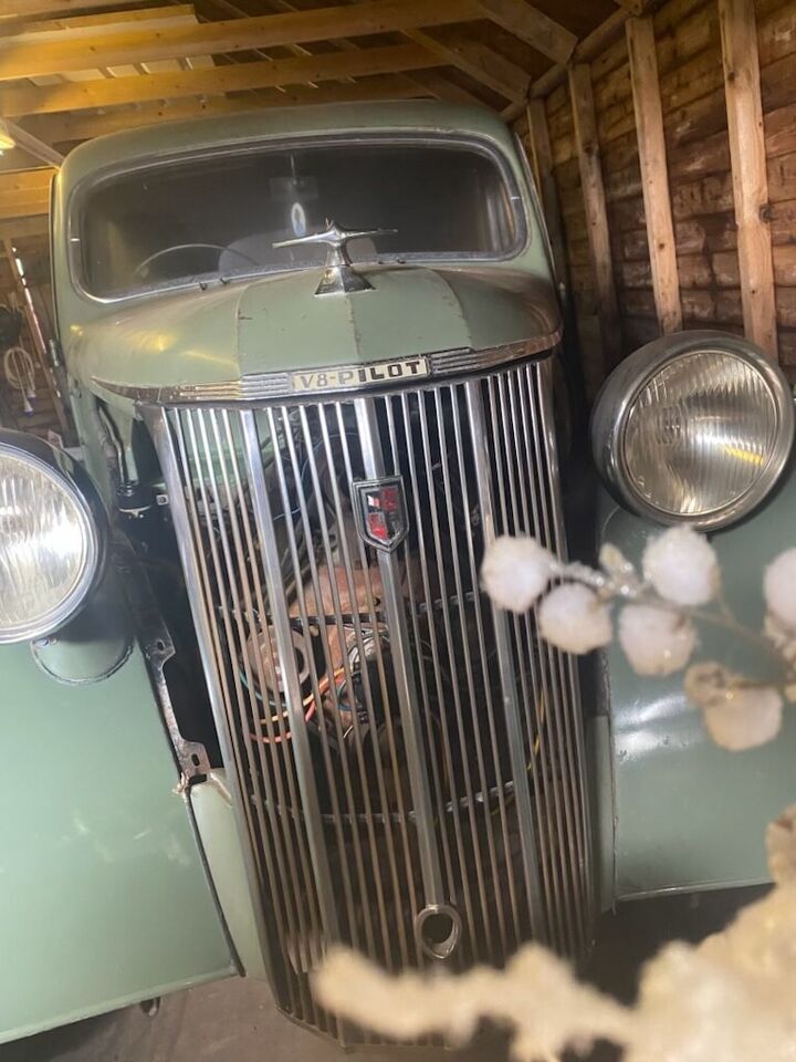 Ad:  1950 Ford V8 Pilot
On eBay here -->> ow.ly/UjTM50R9VmS

 #ClassicCarAuction #FordV8Pilot #1950sCar #ClassicCarSale #CarRestoration