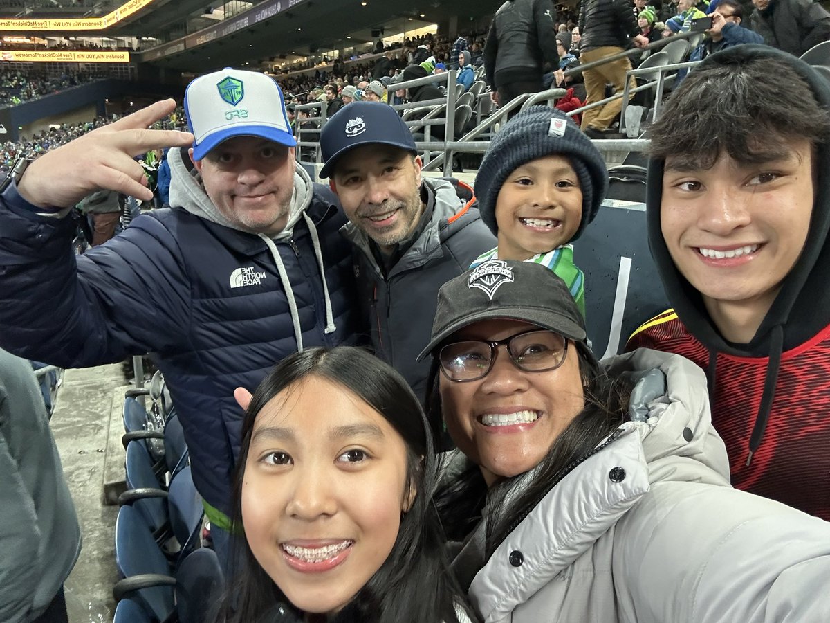 iloverice365's tweet image. #soundersmatchday