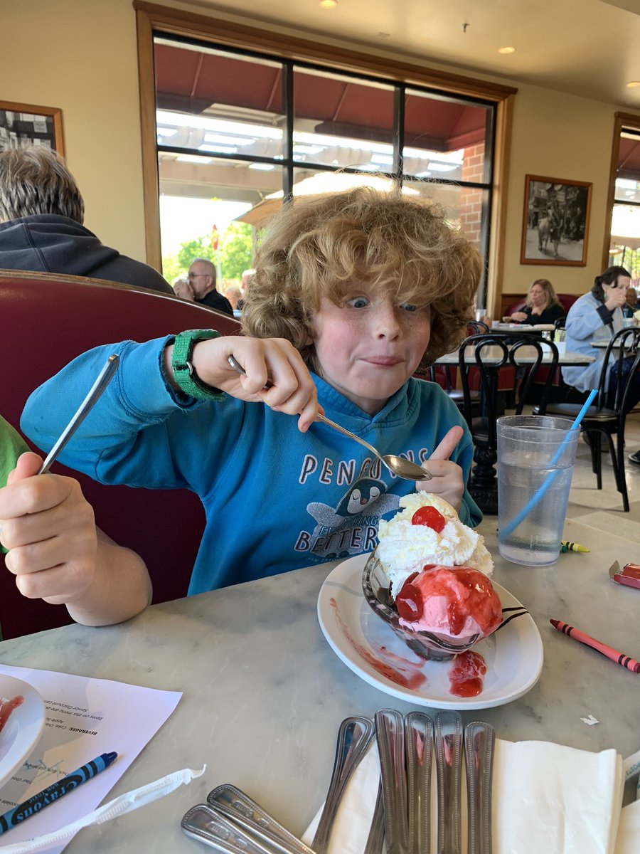 Food travel pics for @socialstudiestx. After the comedy show we went to @insomniacookies. Troy approved. On the way home we had lunch at @fentonscreamery and the boys LOVED their dessert. We WILL be back.