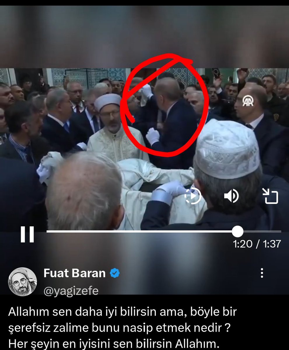 Bunu hiç unutmayın Erdoğan Efendimize emanetlerinden bir parçasını sahtesiyle değiştirdi....
#AkpsizBirTürkiye 
#hirsizerdogan
#TheVoiceKids 
#محمد_إمام