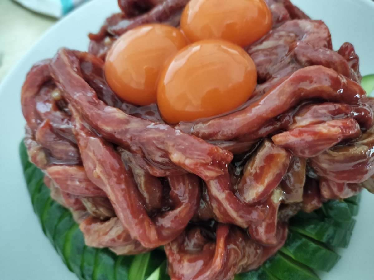AtcoderB's tweet image. たべる