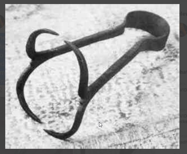 Girishvhp's tweet image. Breast-Ripper used by #missionaries led by Francis Xavier in Goa: These iron clamps were heated to red hot temp &amp;amp; used to rip the breasts of Hindu women who opposed conversion.
Today Dhimmi Hindus go to the same St Francis Xavier church for sightseeing and some confused Hindus go…