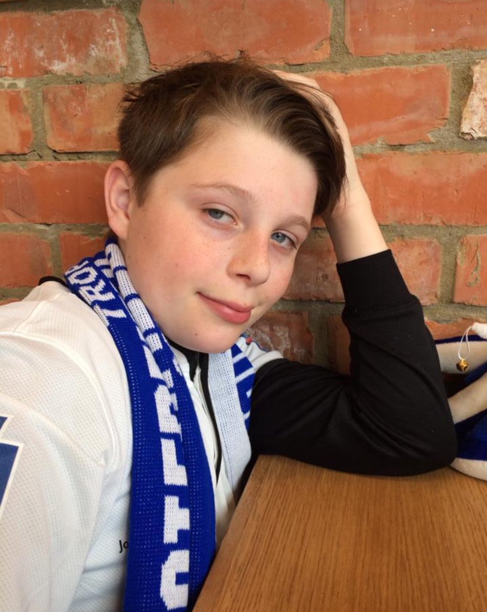 Woke up this morning feeling fine, I’ve got Boro on my mind 

I reckon a few more beers this time <a href="/theposh/">Peterborough United</a> because these two are now 23 and 20 

Photos from our last visit 

Enjoy your day all #UTP 
💙🤍💙🤍

<a href="/ollierons/">Ollie Rons</a> <a href="/RonsBenji/">Benji Rons</a>