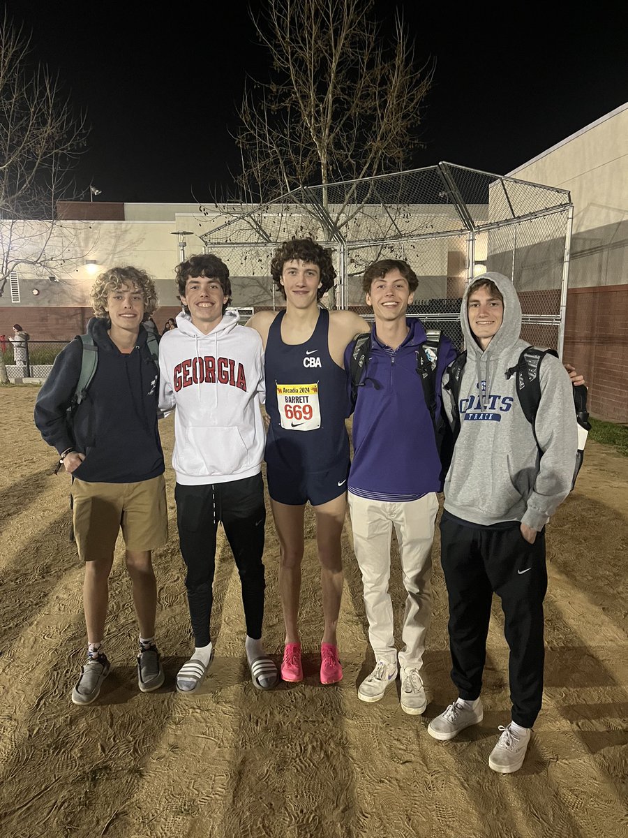 🚨CBA EPIC DISTANCE ALERT🚨 🔥Joe Barrett runs fastest time in NJ history for a 3,200 race, leads 5 CBA runners under 9:15 at Arcadia!!!🔥 You read that right!!!! Read all about this historic accomplishment by the Colts here- nj.milesplit.com/articles/34645…