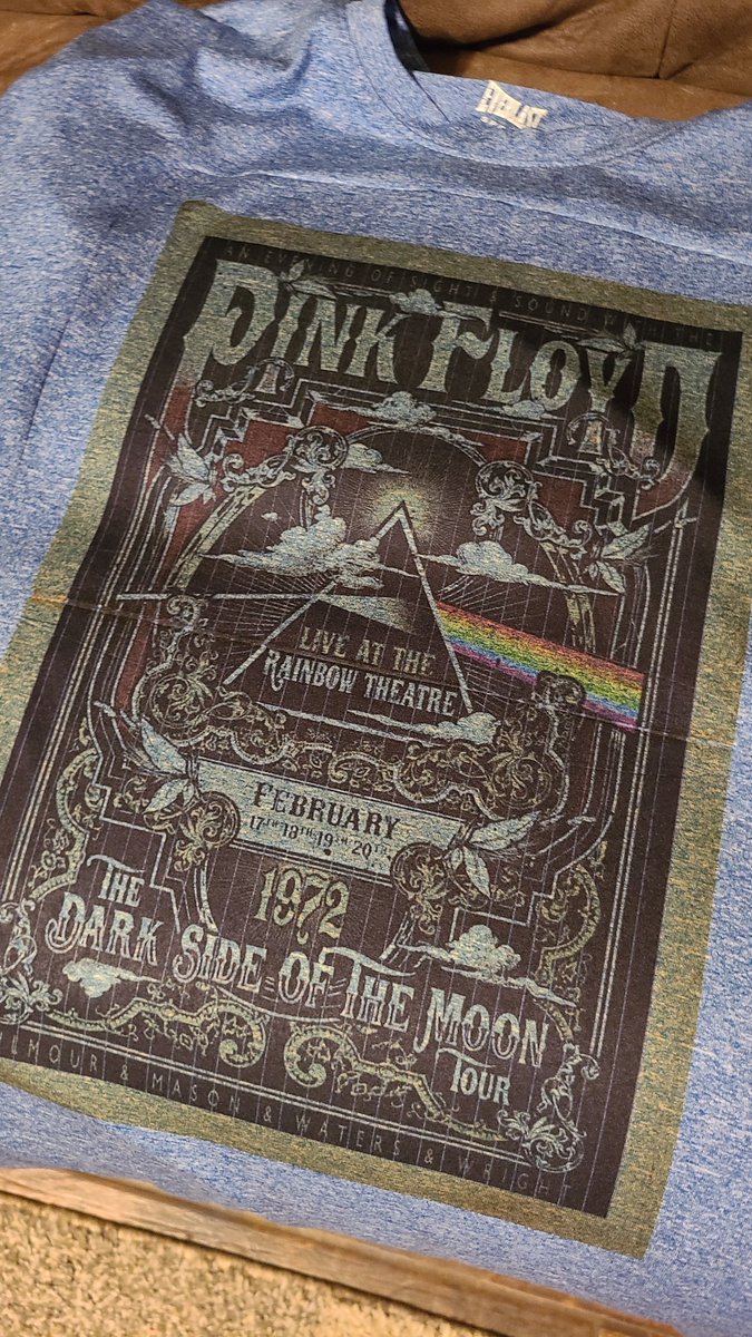 Create shirt for eclipse on Monday - ✅️ I'm a little outta practice & I didn't really line it up right & the color is kinda meh & the shirt is extreme monster size (bought today at garage sale), BUT....I'm wearing it! #EclipseSolar2024 #eclipse #pinkfloyd #darksideofthemoon