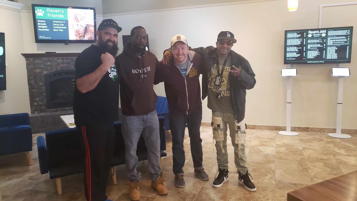 Today our fellow CAURD members and friends from @exit31_exotic stopped on into @ravensjoint! Was great to see them.