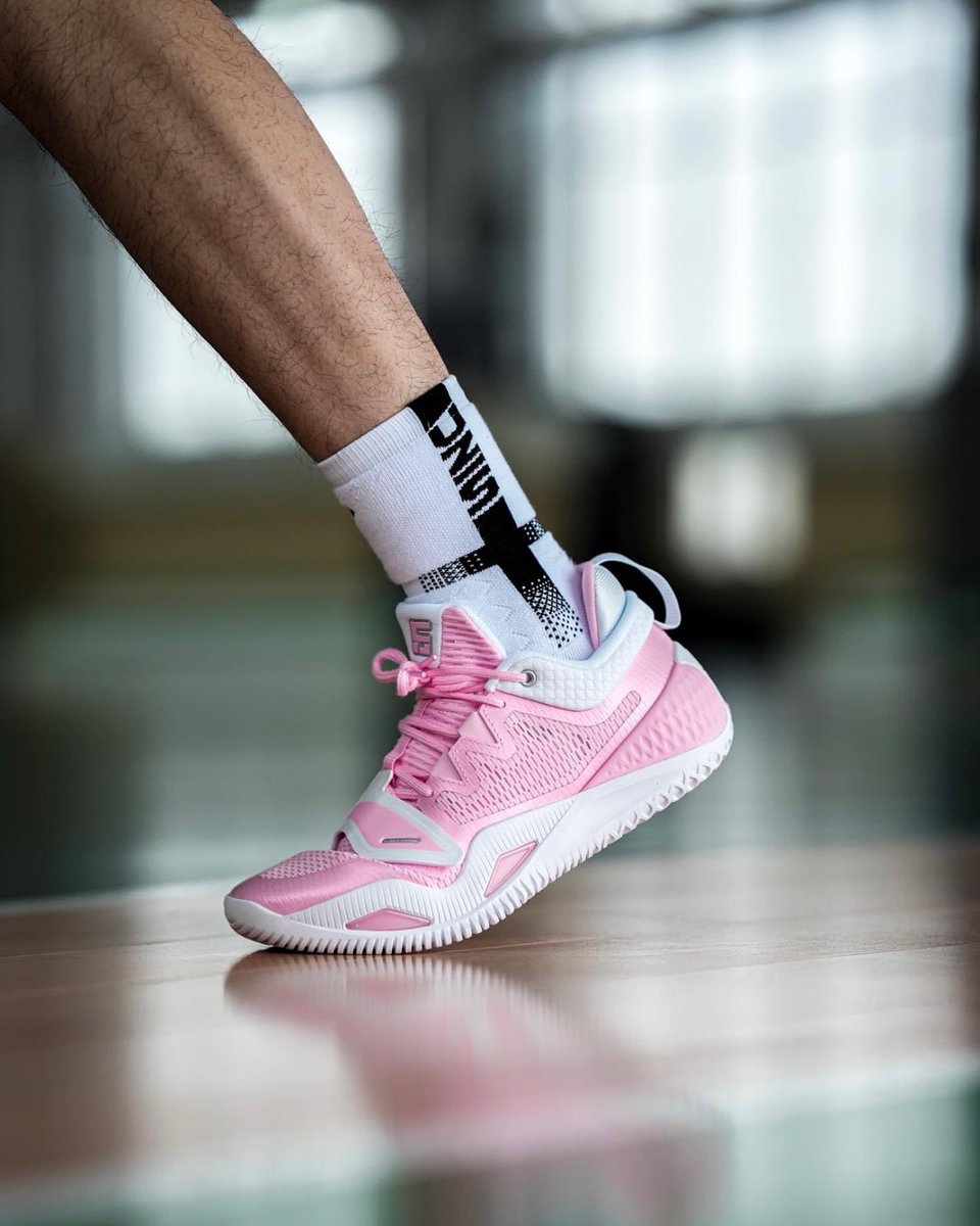 helloshoes1's tweet photo. Li-Ning Badfive Furious 2
We sell worldwide with free shipping:https://t.co/hfFj0lqa86
#lining #badfive #badfivefurious #badfivefurious2 #liningbadfive #liningsport #liningshoes https://t.co/bjyXZv7qlg