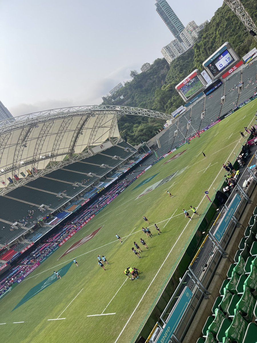 最終日の香港🇭🇰🏉朝。 ラグビーファンのみなさん。 これが夜には、、、