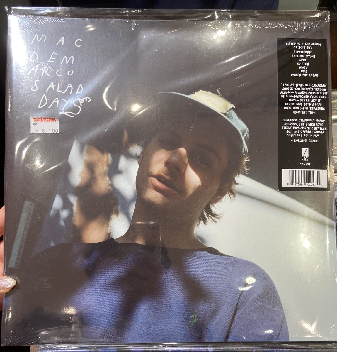 【#MacDemarco】

2月には細野晴臣さんの「僕は一寸」のカバーで話題となったMac Demarcoの2ndアルバム！

リラックスしたムードとフォーキーなサウンドが心地よい名作。久しぶりの入荷です🙆🏻‍♀️