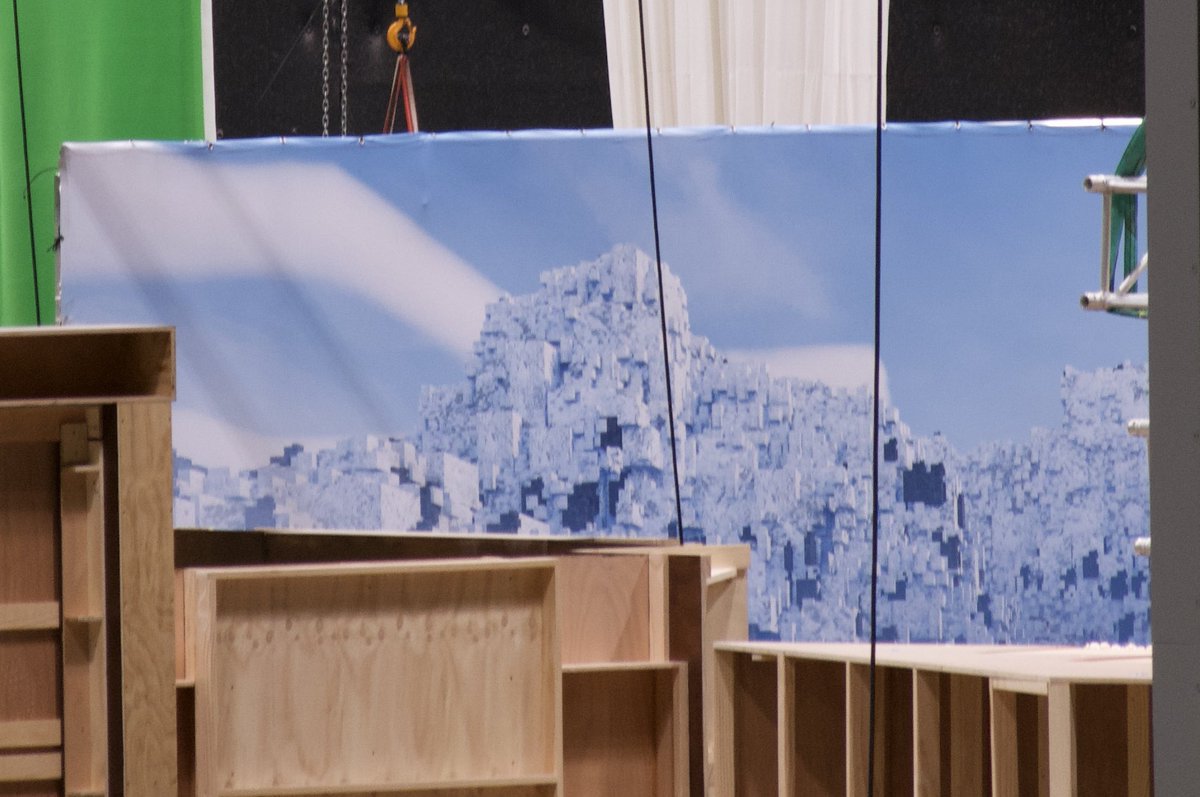 HollywoodHandle's tweet image. New looks at the set of the upcoming ‘MINECRAFT’ live-action film.

(📸: @joshspace2)