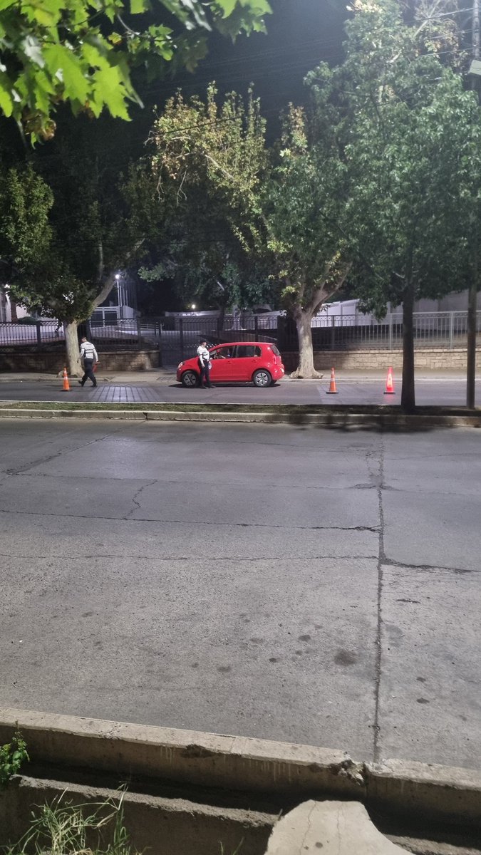 Todavía hay sanjuaninos que siguen cayendo en la Libertador y Paula un sábado a la noche