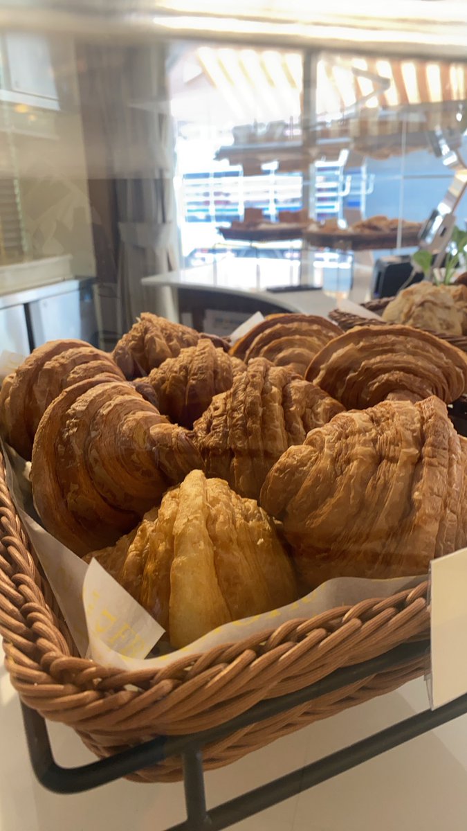 Tukata7's tweet photo. กาแฟสักแก้ว 😁 https://t.co/oo5kWkZwYh