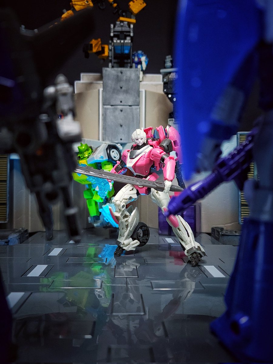 Autobots Springer and Arcee
#transformers #toycollector #toyphotography