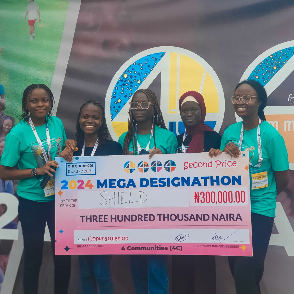 4GWorg's tweet photo. It's a wrap😇🥰
Congratulations to all the teams who participated in the #MegaDesignathon for the HPV Contest🥰.
We are excited to announce the top place teams:
🥉 3rd - Team Communishield
🥈 2nd - Team Shield
🥇 1st & people's choice award - Team Immunitrix https://t.co/CeqM5Nq8GV