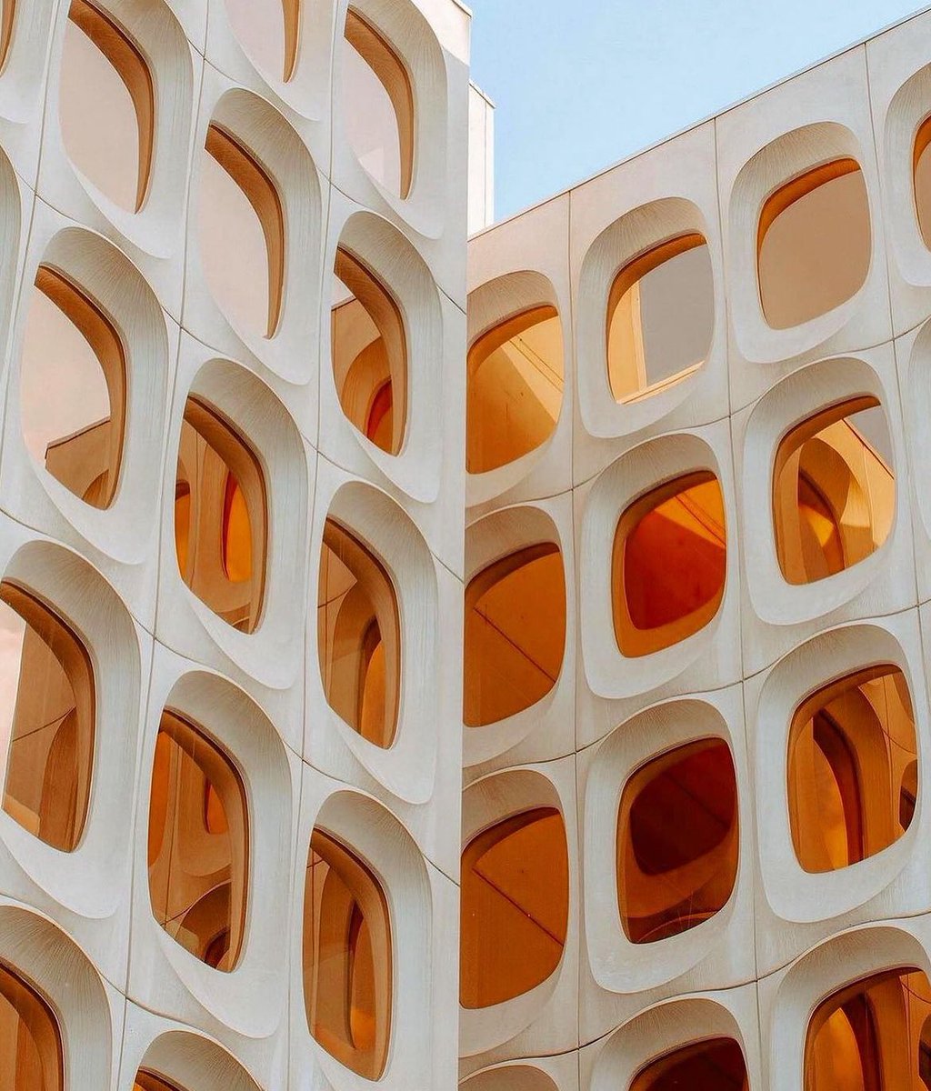 4AAAAart's tweet photo. CBR Building by Constantin Brodzki and Marcel Lambrichs 
Location Belgium 🇧🇪 
Construction: 1967-1970 https://t.co/JsDol2u1w7