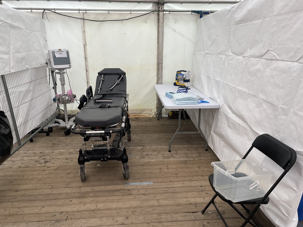 Final set up for the finish line treatment centre one of 14 dedicated centres across the route to support runners who may need it @BrightonMarathn our @stjohnambulance volunteers are here to help you. #stjohnpeople