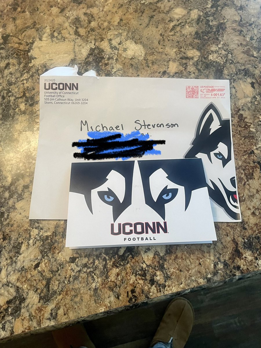Thanks coach I love getting that UCONN mail !!!!!!
