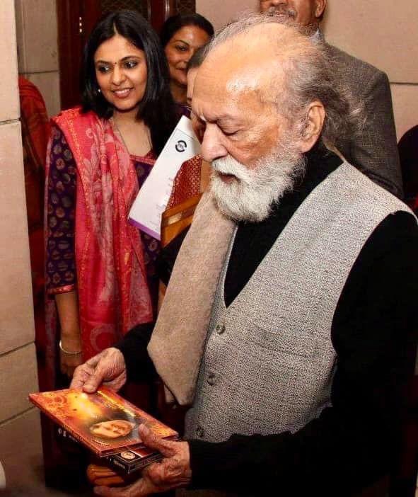 Happppy Bday Guruji!!!! Eyes are filled with tears... face has a smile and heart is filled with gratitude.... For your blessings and just the opportunity of having known you so closely and having received your immense unconditional love....🙏 #BharatRatna #PanditRaviShankar