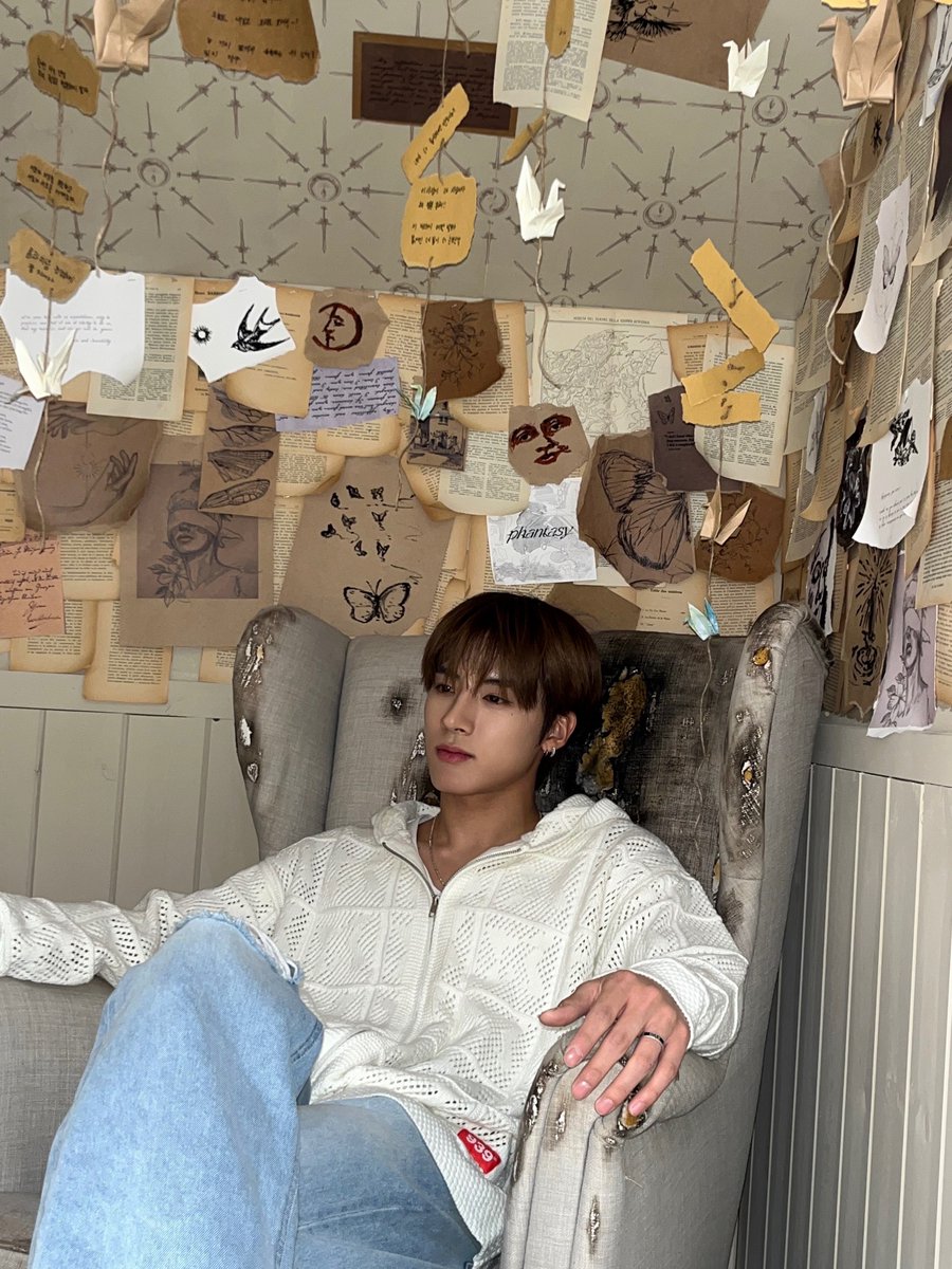 WE_THE_BOYZ's tweet image. [ERIC] THE BOYZ POP-UP 많관부!! 😍