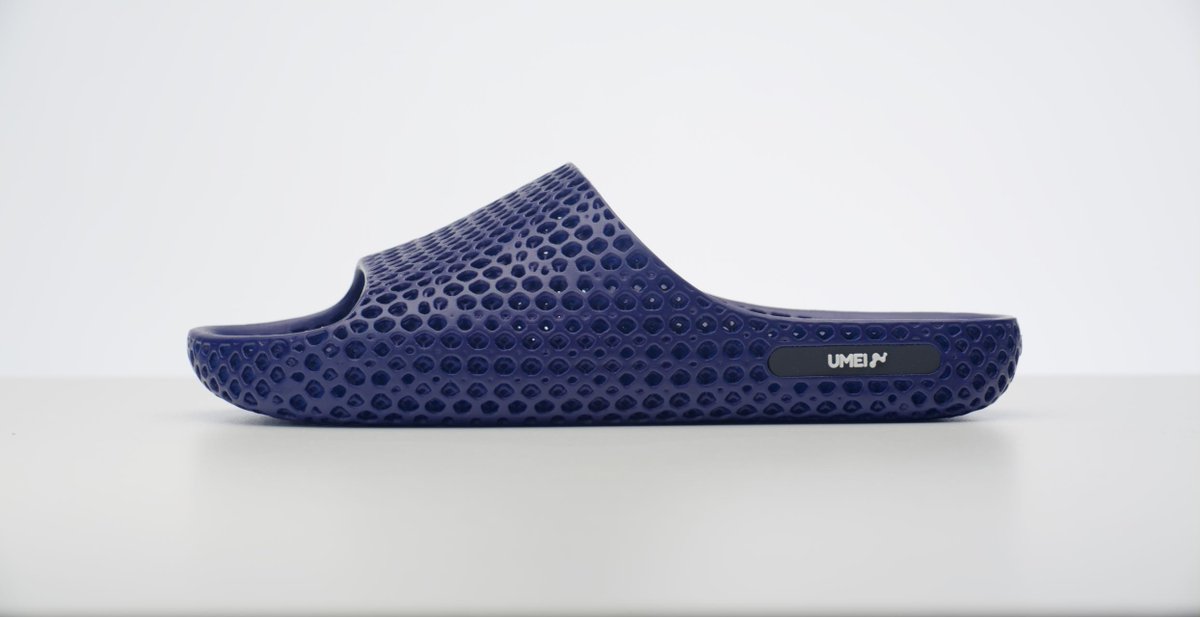 Umei3D's tweet photo. Making 3D printing look good. Moonwalkers - customizable to fit your step. Coming soon🎉🎉🎉

#moonwalkers #umeimoonwalkers #slides #3Dprintedslides #umei #umei3D #cushionstep #3Dprinting #3Dprintingshoes #3Dtechnology #3dprinting #3dprintingshoes #3dtechnology #fashionshoes https://t.co/VA3SgpYj1y