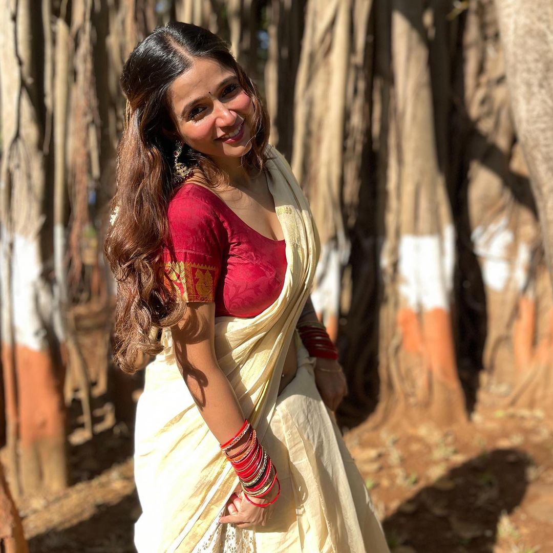 GKis42VagAABgfH?format=jpg&name=medium