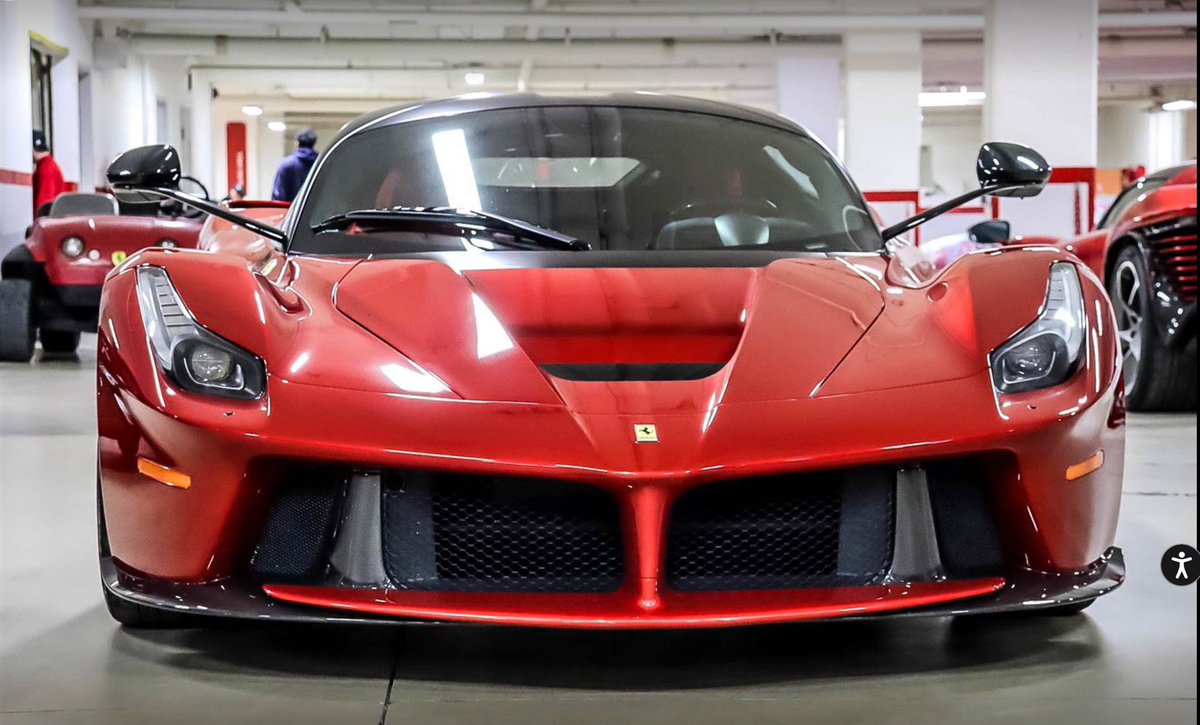 My dream car is for sale at Ferrari Ontario. In stunning Rosso Fuoco. Side note the car on the right appears to be a Ferrari SP3 Daytona, likely the first in Canada. (image is from Ferrari Ontario). @chasinglimits1 @NetoDemetriou @FerrariConnois1 @BrandonFugal