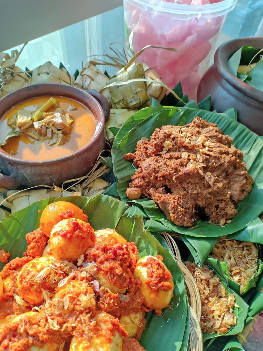 sutanzae's tweet photo. apakabar #nusantara … lama ga bersua …. masih sibuk baking atau cooking ? https://t.co/IVhveZbm8T