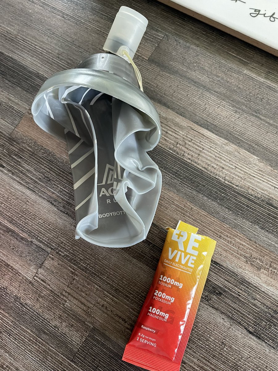 Angie Roos tweet media