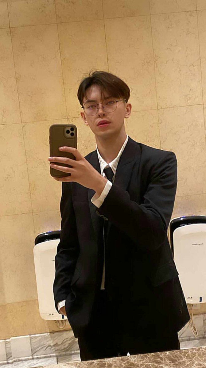 [04.07.2024] VER5US Kheene IG Story

🖤✨

<a href="/_ver5usofficial/">VER5US</a> #VER5US
<a href="/KheeneSalas_/">Kheene Salas</a> #VER5US_Kheene