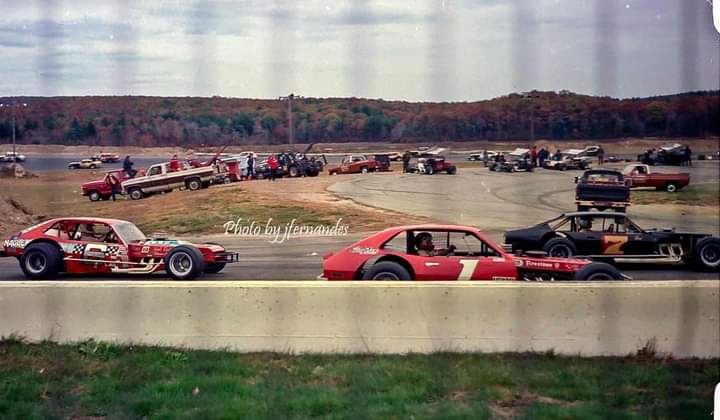 Ron Bouchard in the Judkins 7, @GeoffBodine1 in The Armstrong 1 and Maynard Troyer 6 1976 @ThompsonSpdwy World Series
Photo: Joseph Fernandes